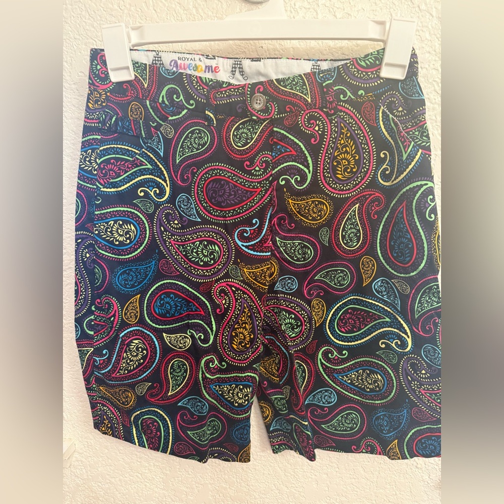 Royal & Awesome Men’s Paisley Golf Shorts High-Waist Size 30. Pro Gold & Unique